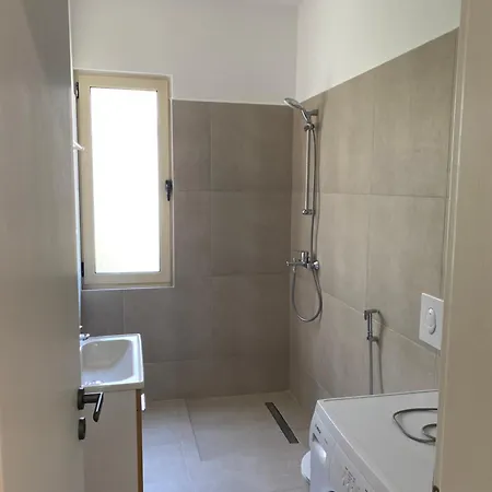 Genti Apartment