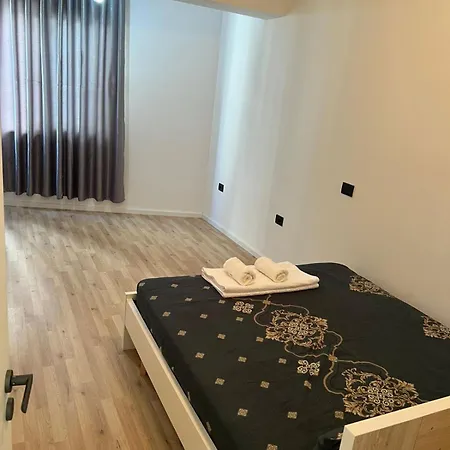 Genti Apartment Sarande